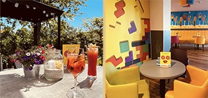 Leckeres Getränk auf dem Tisch im Außenbistro der Jugendherberge.